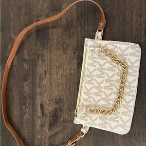 Stylish MK belt bag